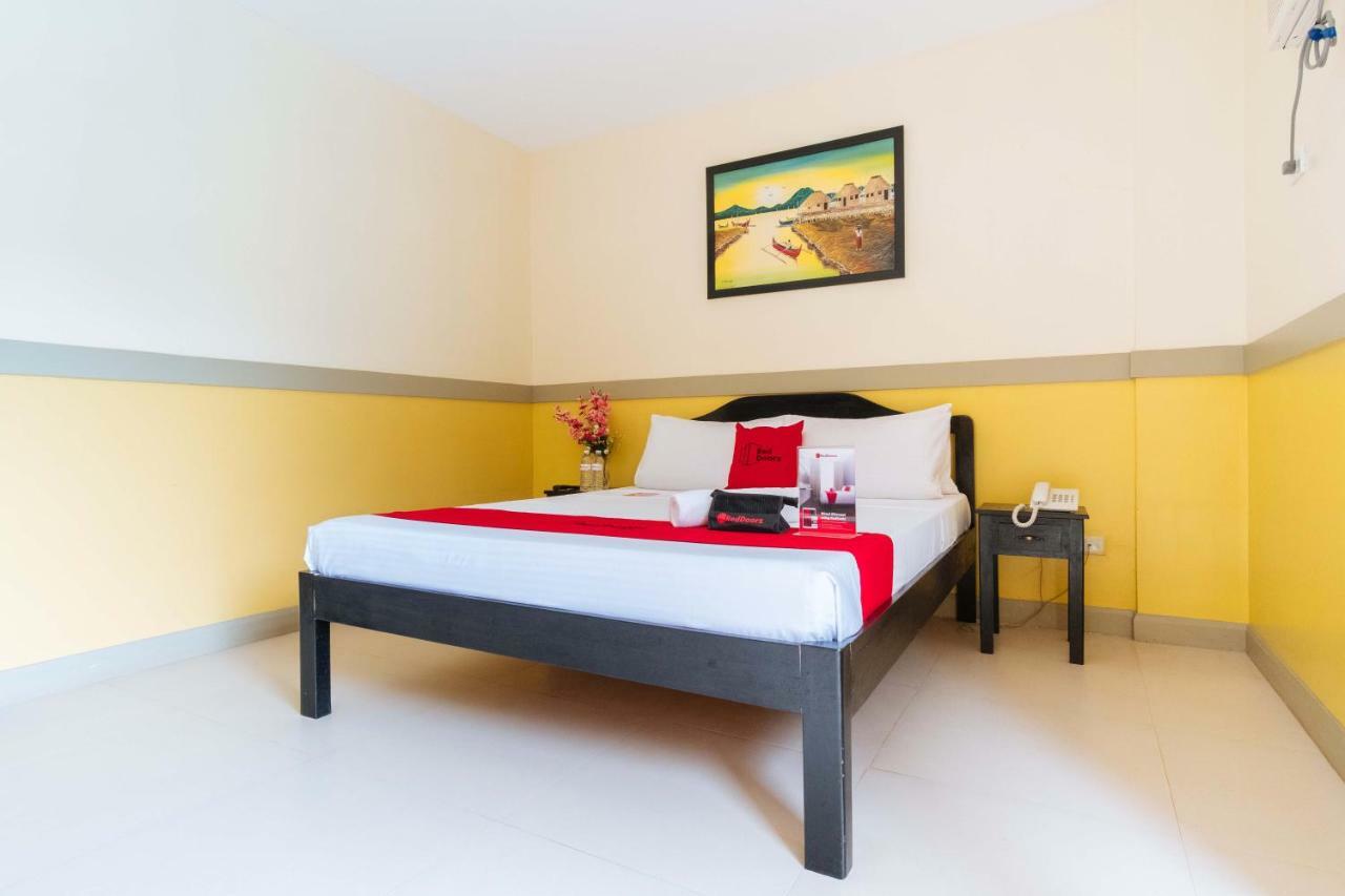 Hotel Reddoorz Premium @ Gabinete Road Palawan à Puerto Princesa Extérieur photo