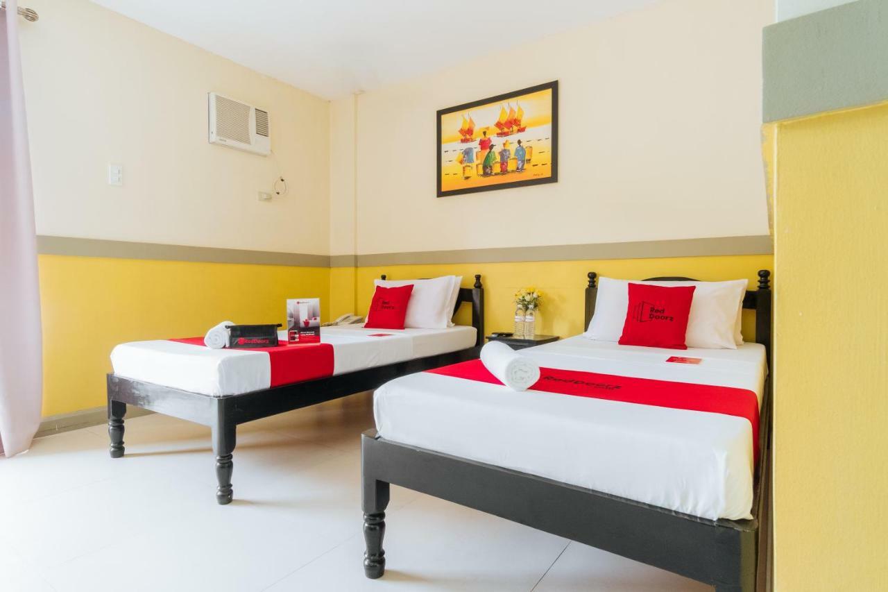 Hotel Reddoorz Premium @ Gabinete Road Palawan à Puerto Princesa Extérieur photo