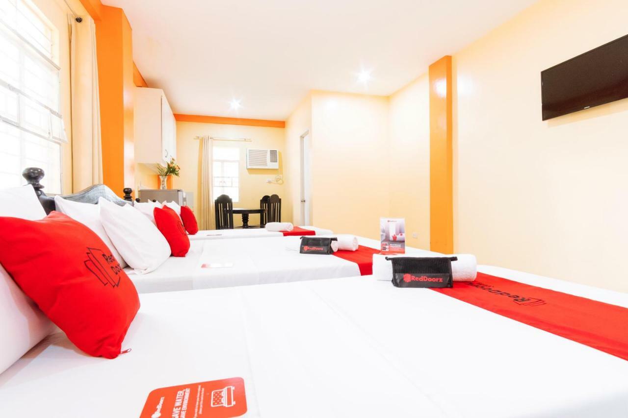 Hotel Reddoorz Premium @ Gabinete Road Palawan à Puerto Princesa Extérieur photo